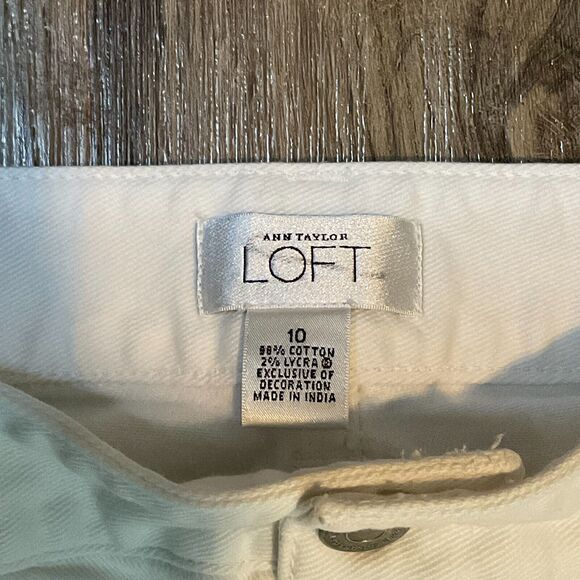 Ann Taylor LOFT White Denim Jeans Embroidery Floral Stretch Straight Leg Size 10 - Picture 4 of 9